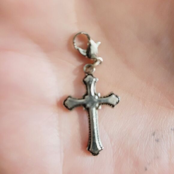 Silver tone Cross Charm - Picture 2 of 5